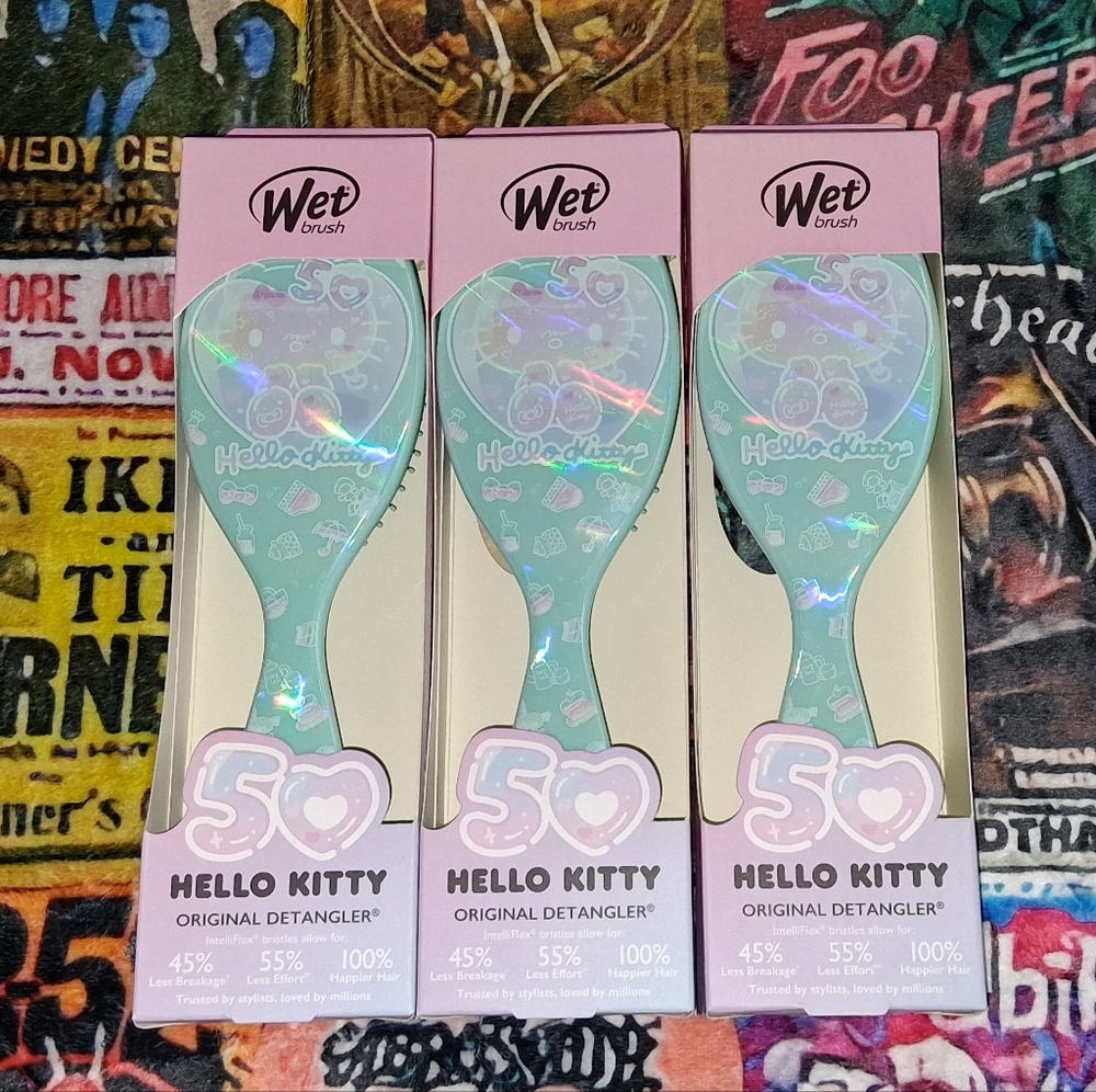 Hello Kitty Holographic Wet Detangler Brushes